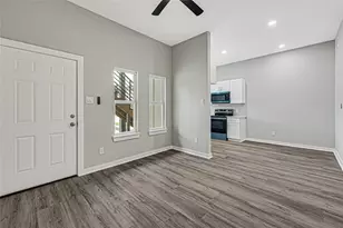 301 Bolden St, Houston, TX 77029 - Photo 6