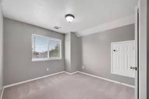 2914 Laurel Brook Ln, Pearland, TX 77584 - Photo 32