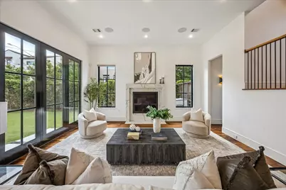4521 Blossom Street, Houston, TX 77007 - Photo 2