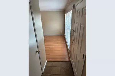 889 Wax Myrtle Lane, Houston, TX 77079 - Photo 18
