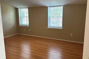 889 Wax Myrtle Ln, Houston, TX 77079 - Photo 6