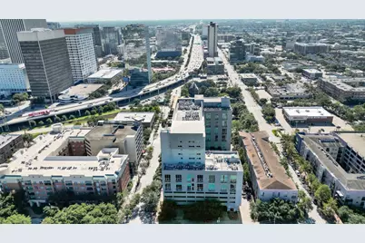 2000 Bagby Street #9415, Houston, TX 77002 - Photo 32