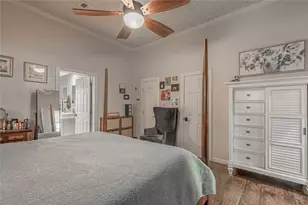 105 N Texas St, Madisonville, TX 77864 - Photo 24
