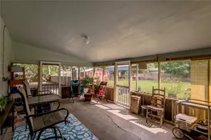 105 N Texas St, Madisonville, TX 77864 - Photo 44