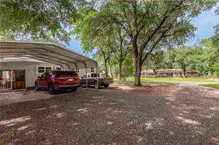 105 N Texas St, Madisonville, TX 77864 - Photo 44