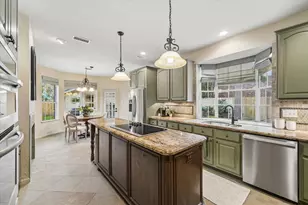 75 Stardust Pl, The Woodlands, TX 77381 - Photo 10