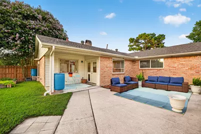 9902 Sageaspen Lane, Houston, TX 77089 - Photo 32