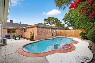 9902 Sageaspen Ln, Houston, TX 77089 - Photo 36