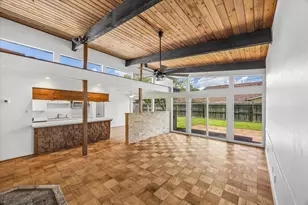 403 Shirleen Dr, Seabrook, TX 77586 - Photo 2