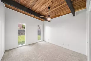 403 Shirleen Dr, Seabrook, TX 77586 - Photo 8