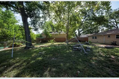 9258 Colleen Road, Houston, TX 77080 - Photo 14