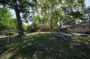 9258 Colleen Rd, Houston, TX 77080 - Photo 14