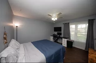 9258 Colleen Rd, Houston, TX 77080 - Photo 8