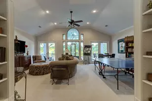 14 Shorelake Dr, Kingwood, TX 77339 - Photo 26