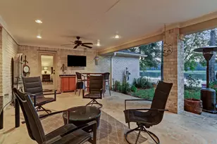 14 Shorelake Dr, Kingwood, TX 77339 - Photo 36