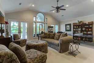 14 Shorelake Dr, Kingwood, TX 77339 - Photo 26