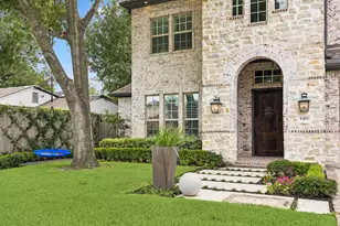 1307 Story St, Houston, TX 77055 - Photo 2