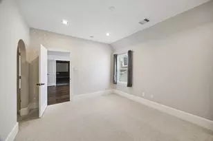 1307 Story St, Houston, TX 77055 - Photo 34