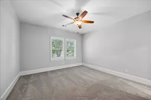 1307 Story St, Houston, TX 77055 - Photo 32