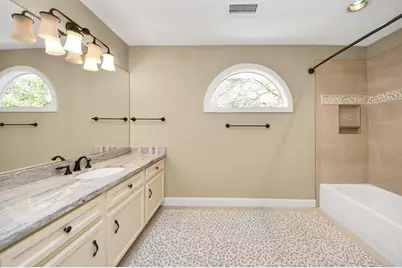 169 Grogans Point Road, The Woodlands, TX 77380 - Photo 34