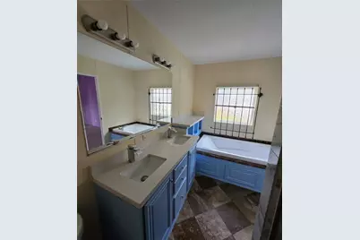 8779 Pin Oak Drive, Plantersville, TX 77363 - Photo 10