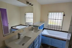 8779 Pin Oak Dr, Plantersville, TX 77363 - Photo 10