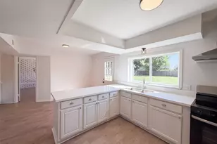 8403 Lone Quail Dr, Houston, TX 77489 - Photo 10