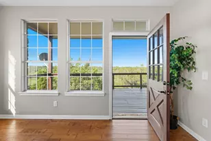 509 Stonegate Ln, Dripping Springs, TX 78620 - Photo 4