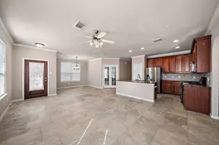153 Montfair Blvd, The Woodlands, TX 77382 - Photo 6