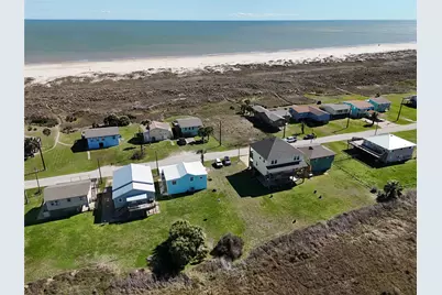 521 Beachfront Drive, Matagorda, TX 77457 - Photo 38
