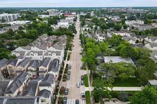 931 W 23rd St, Houston, TX 77008 - Photo 36