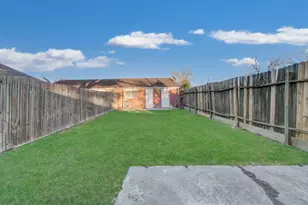 15216 Wickbriar Dr, Houston, TX 77053 - Photo 30