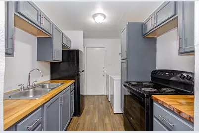 15216 Wickbriar Drive, Houston, TX 77053 - Photo 22