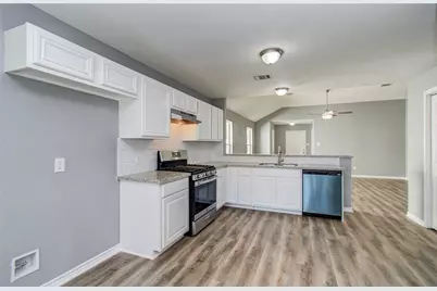 8511 Doskocil Drive, Houston, TX 77044 - Photo 4