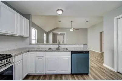 8511 Doskocil Drive, Houston, TX 77044 - Photo 6