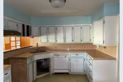 1002 S College Avenue, Cleveland, TX 77327 - Photo 10