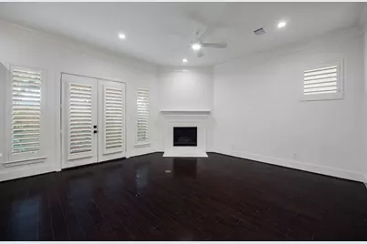 8213 Cabernet Lane, Houston, TX 77055 - Photo 12