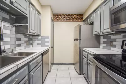 2507 Montrose Boulevard #22, Houston, TX 77006 - Photo 14