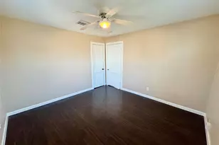 3714 Ave S 1/2, Galveston, TX 77550 - Photo 12