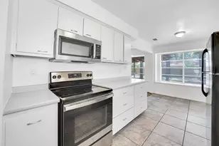 23123 Lestergate Dr, Spring, TX 77373 - Photo 8