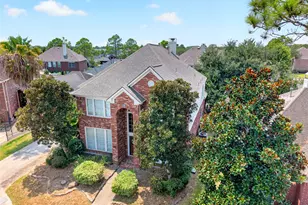 10038 Katherine Ct, Houston, TX 77089 - Photo 4