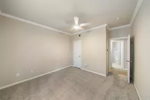 2255 Braeswood Park Dr, Houston, TX 77030 - Photo 18