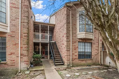 2255 Braeswood Park Drive #105, Houston, TX 77030 - Photo 2