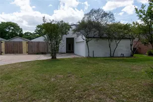13607 Meisterwood Dr, Houston, TX 77065 - Photo 14