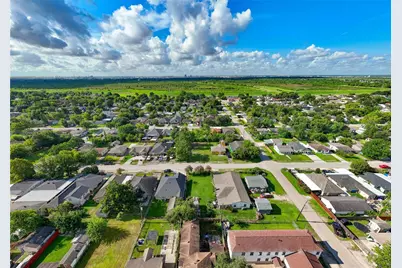 10410 Munn Street, Houston, TX 77029 - Photo 6