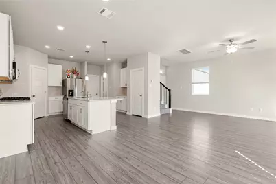 3807 Glossy Lake Drive, Houston, TX 77082 - Photo 8