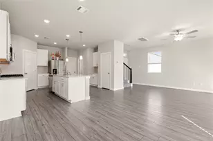 3807 Glossy Lk Dr, Houston, TX 77082 - Photo 8