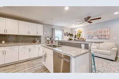 1022 Avenue L, Galveston, TX 77550 - Photo 30