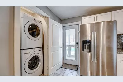 1022 Avenue L, Galveston, TX 77550 - Photo 34