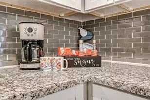 1022 Avenue L, Galveston, TX 77550 - Photo 32